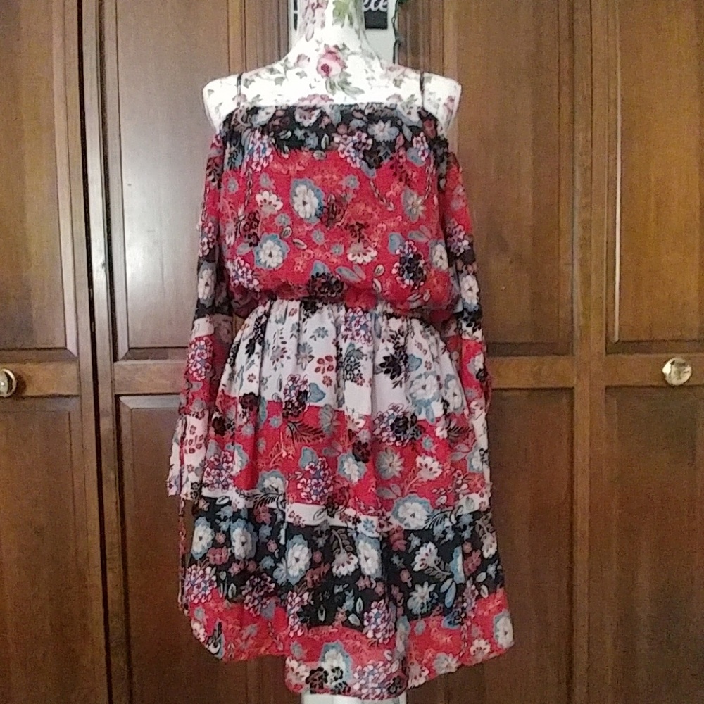 Charlotte Russe Floral Off The Shoulder Dress Small